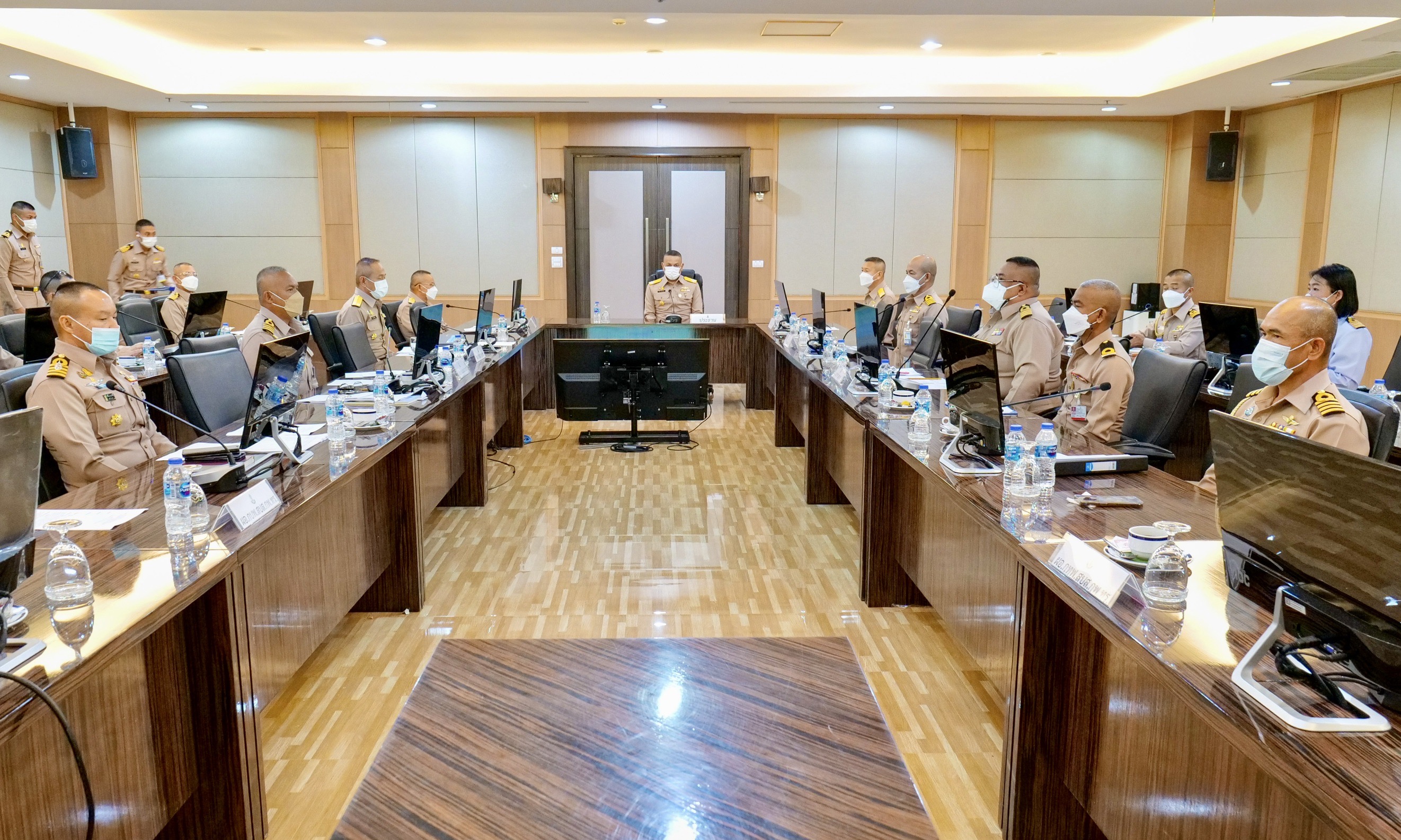  ทหารเรือติดตามการช่วยเหลือครอบครัวกำลังพลกรณีเรือหลวงสุโขทัยอับปางให้ได้รับสิทธิกำลังพลและสวัสดิการอย่างครบถ้วน