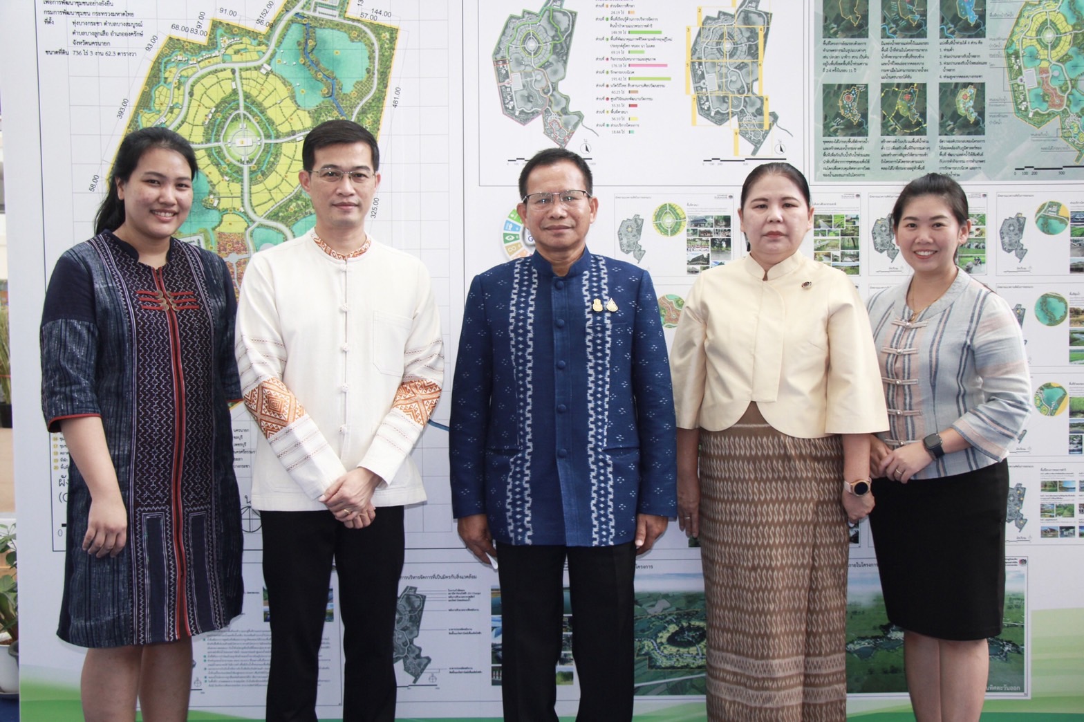 ปิดท้ายซีรีย์ “SHOW & SHARE ชุมชนนักปฏิบัติ เสวนาขจัดความยากจนและพัฒนาคนทุกช่วงวัยอย่างยั่งยืน ตามหลักปรัชญาของเศรษฐกิจพอเพียง