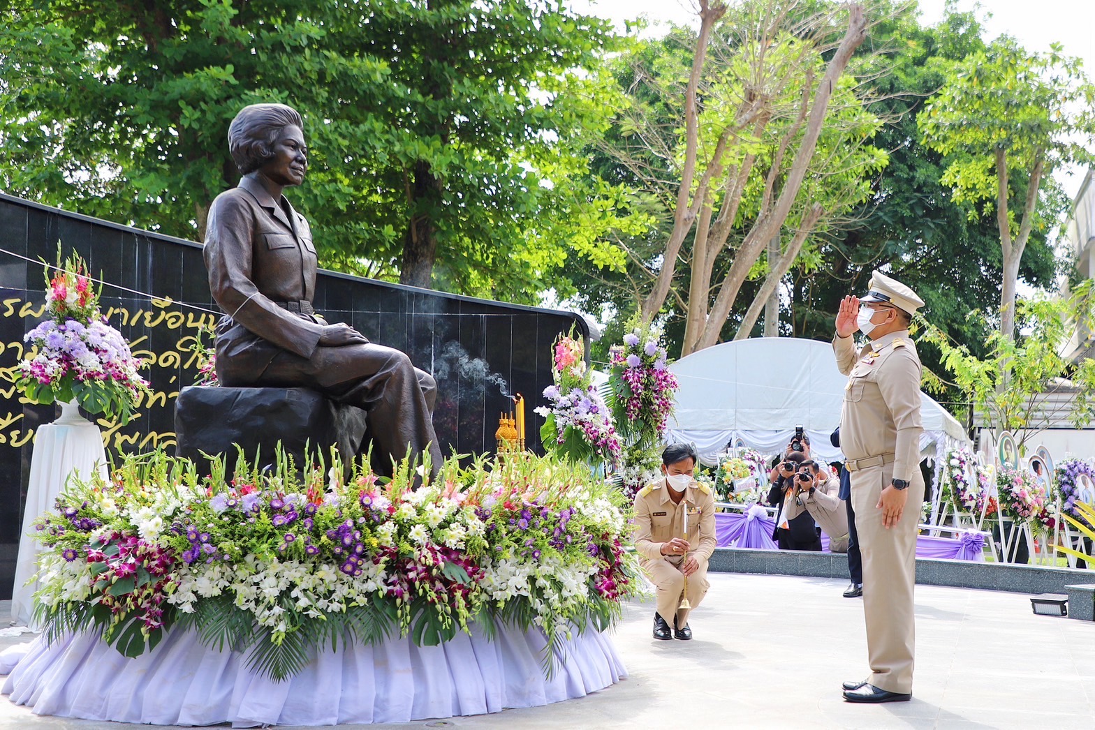 สุราษฎร์ธานี ประกาศสดุดีวีรกรรมเนื่องในวันคล้ายวันสิ้นพระชนม์ครบรอบปีที่ 46 ปี พระเจ้าวรวงศ์เธอ พระองค์เจ้าวิภาวดีรังสิต     