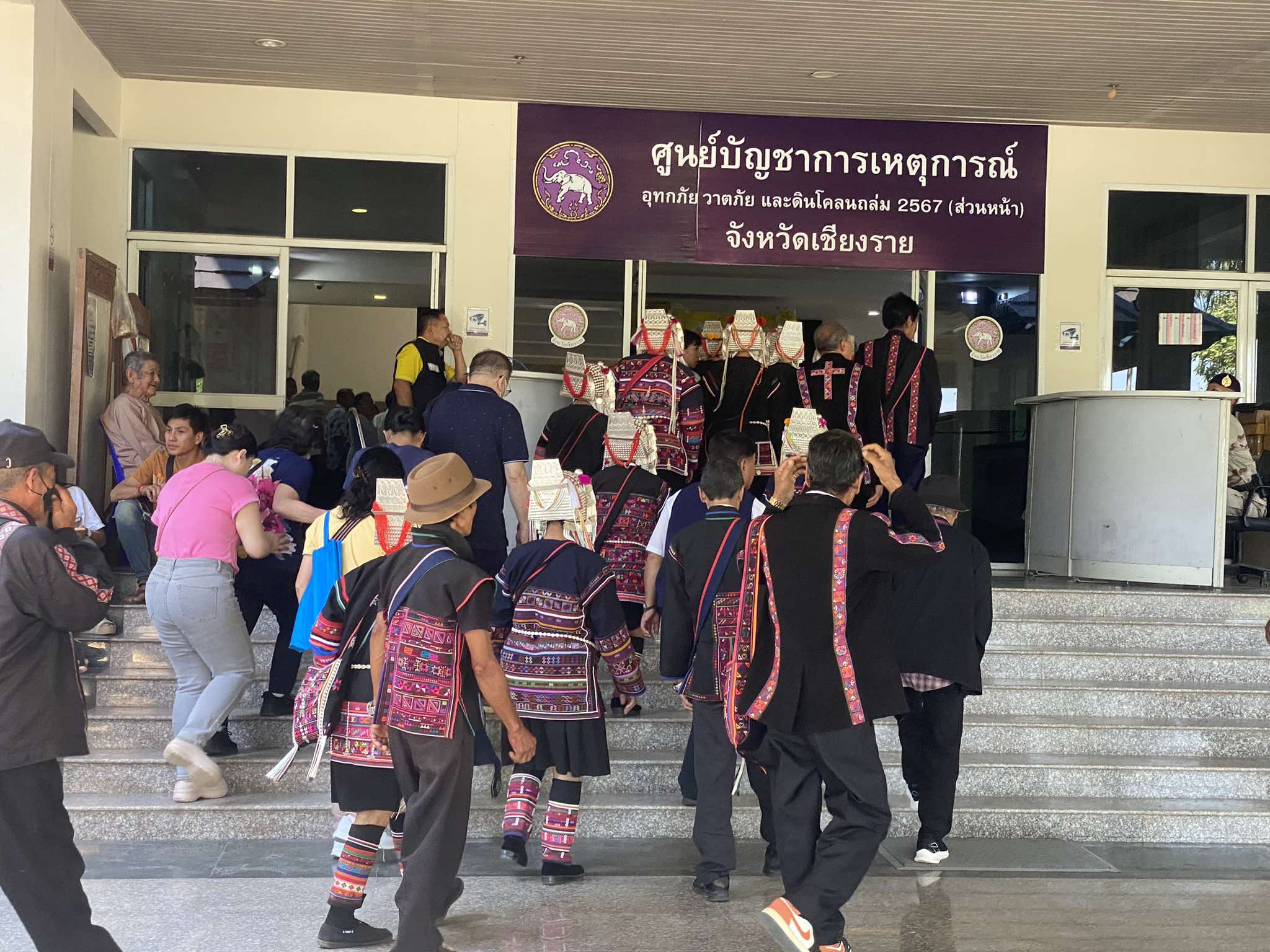 “ครูแดง”ชี้มติ ครม.ลดขั้นตอนให้สัญชาติ 4.8 แสนคน ปฎิรูประบบพัฒนาสถานะบุคคล จี้ "สมช.-มท." ออกกม.เร่งช่วยคนเฒ่าไร้สัญชาตินับแสน