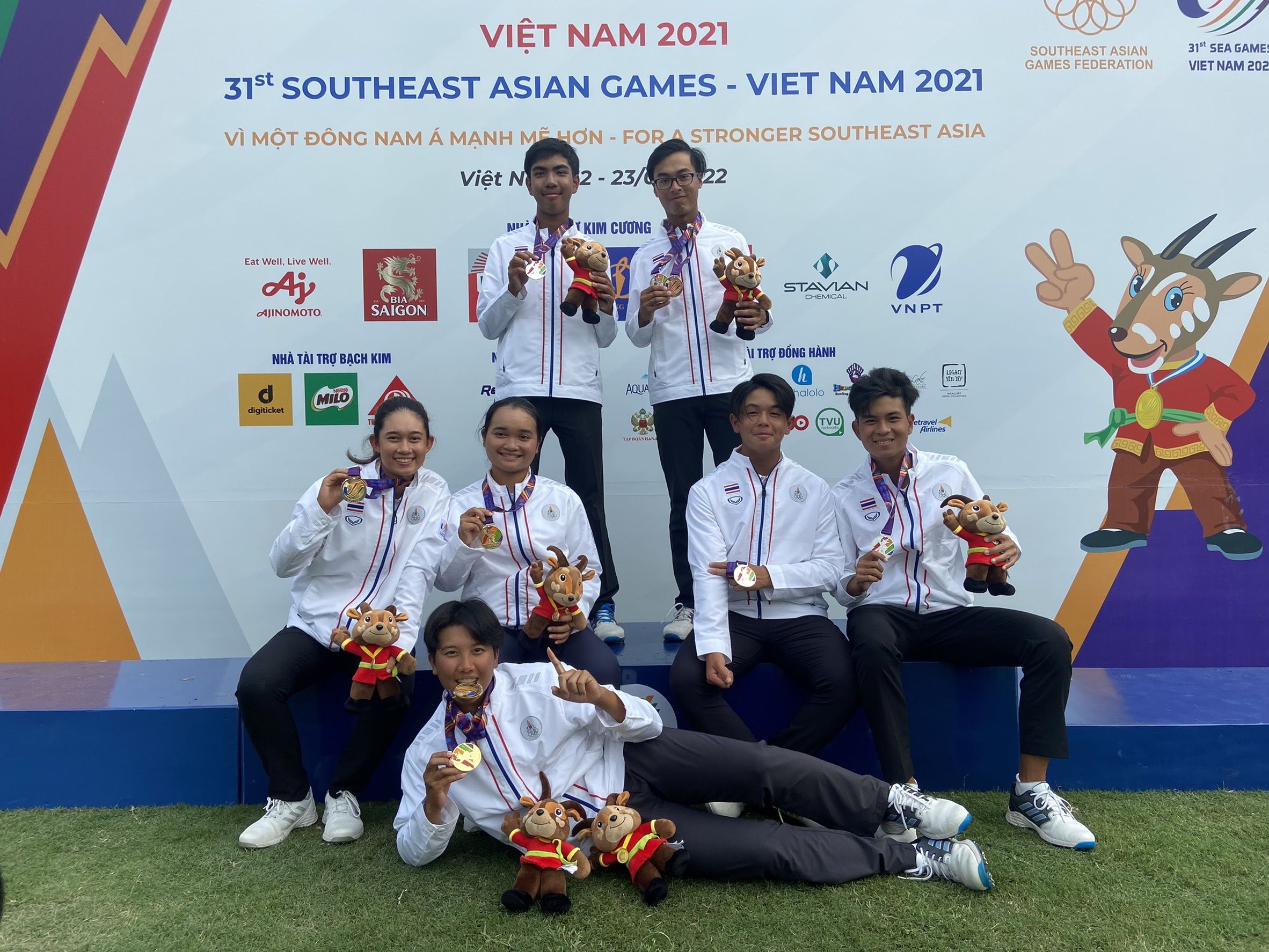 ทัพสวิงไทยเก็บเพิ่มอีก 1 ทอง 1 เงิน กอล์ฟประเภททีม ซีเกมส์ ที่เวียดนาม