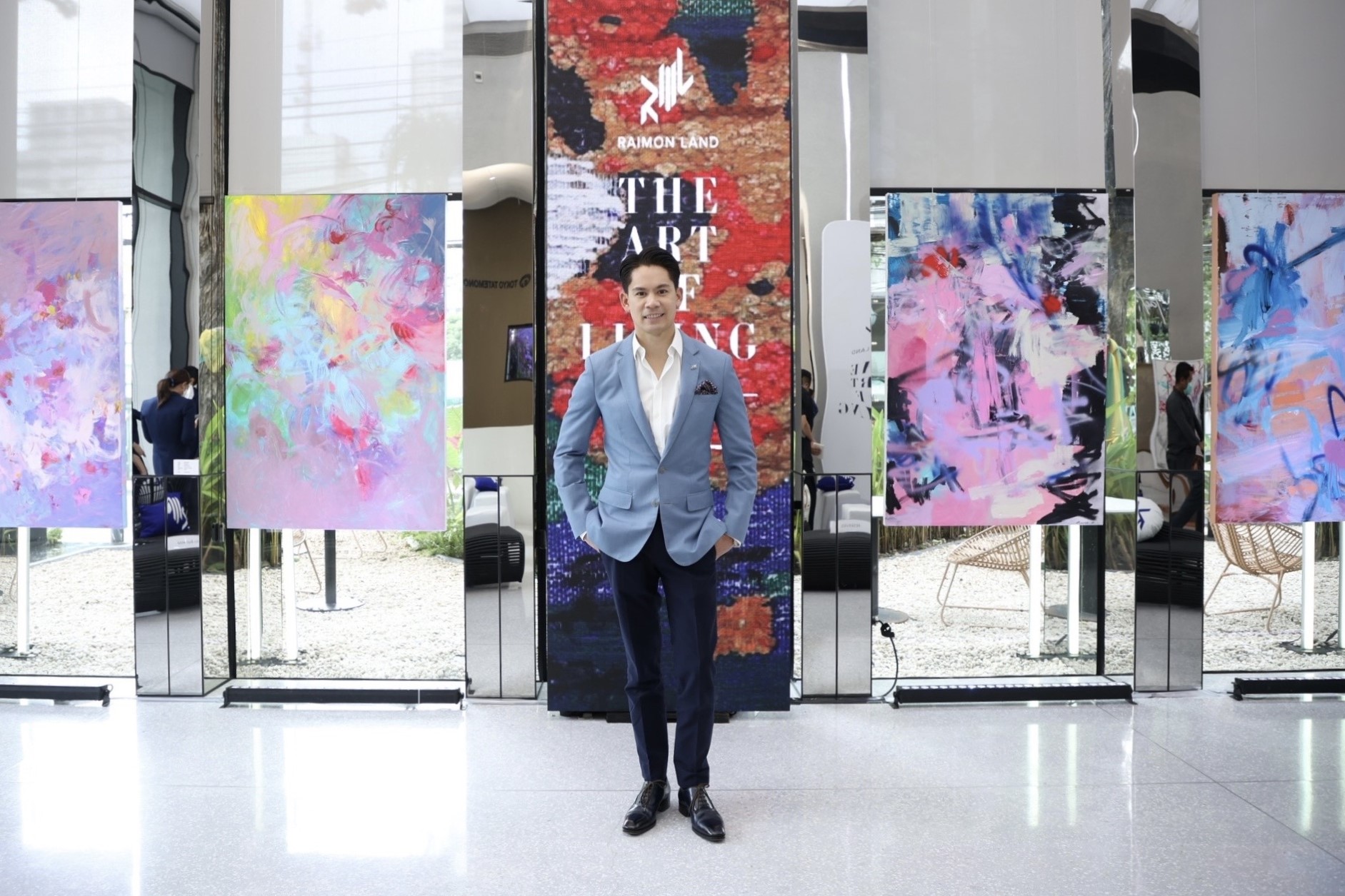 กรณ์ ณรงค์เดช จัดงาน ‘The Art of Living’ เอาใจคนรักงานศิลปะ ชวน 3 ศิลปิน 3 สไตล์ เนรมิต Show Unit “เทตต์ สาทร ทเวลฟ์” เป็น ‘อาร์ต มิวเซียม’