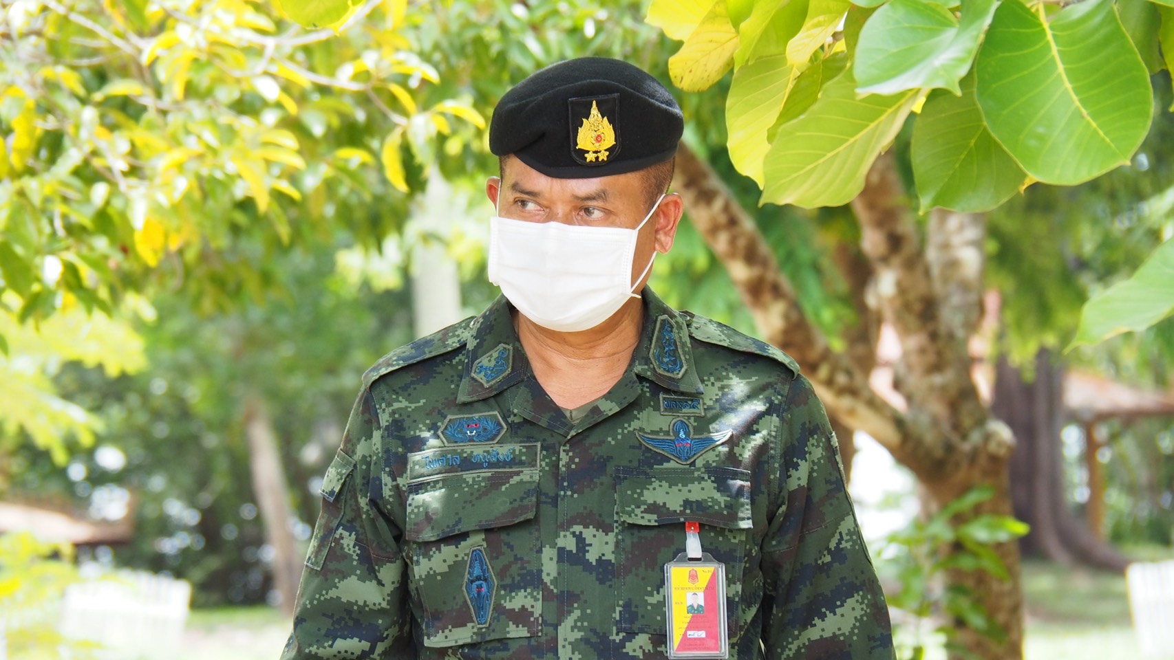 ผอ.ศปพร. ปรับภูมิทัศน์ 'ต้นไม้ทรงปลูก' ในพื้นที่ อ.ตากใบ จ.นราธิวาส