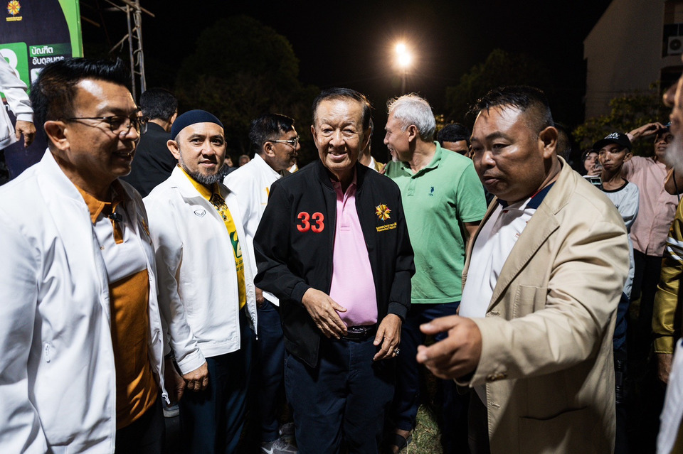 ปัตตานีแตก! “ประชาชาติ” ขนทัพใหญ่ประกาศศักดิ์ศรีดารุสสาลาม “วันนอร์”  ไม่เอาพรรคสีเทา “ทวี” ประกาศสงครามกัญชา ทลายทุนผูกขาด 