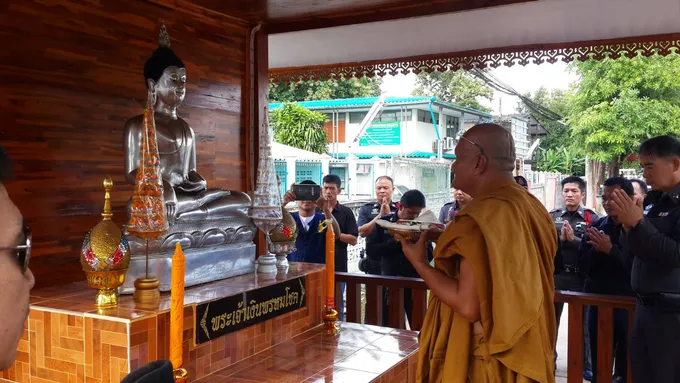 สภ.ร้องกวางอัญเชิญพระเจ้าเงินพรหมมาประดิษฐาน