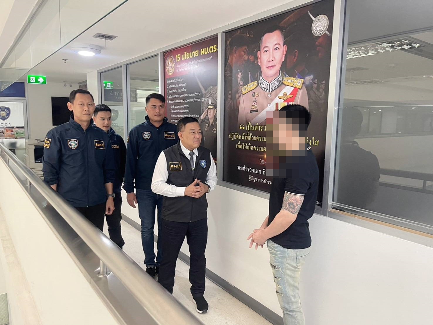 บุกรังแก๊งโอรสย่านฝั่งธนรวบบอส"ตี๋ โอรส"เอี่ยวเว็บพนันออนไลน์รายใหญ่