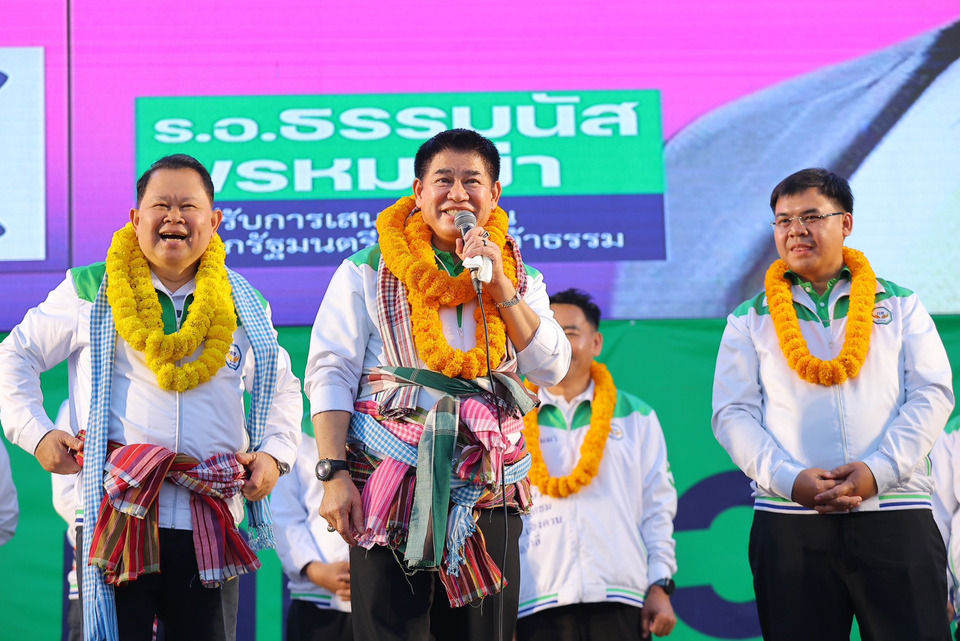“ธรรมนัส” เปิดศึกหนองบัวลำภู ควง“ไชยา” ขึ้นเวทีเดือด ลั่น “กล้าธรรม“ ไม่ขายฝัน 