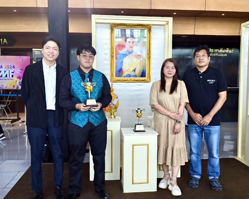 โรงเรียนดนตรียามาฮ่านครพิงค์ คว้ารางวัลชนะเลิศ ถ้วยพระราชทานฯ รุ่นใหญ่ แข่งขันเปียโน "YTMF2024"