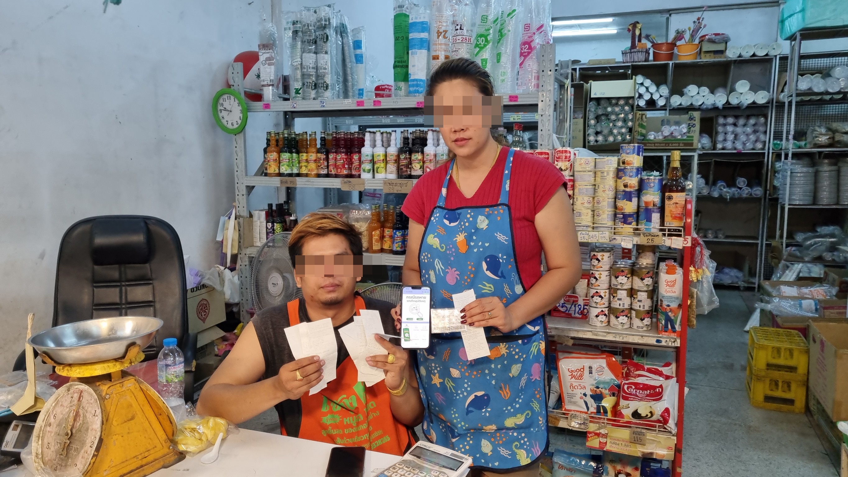 พ่อค้าในตลาดสดเทศบาลละหานทรายจี้กรมการขนส่งตรวจสอบผ่อนจยย.เรียบร้อยผ่านไปเกือบครึ่งปียังไม่ได้เล่ม 