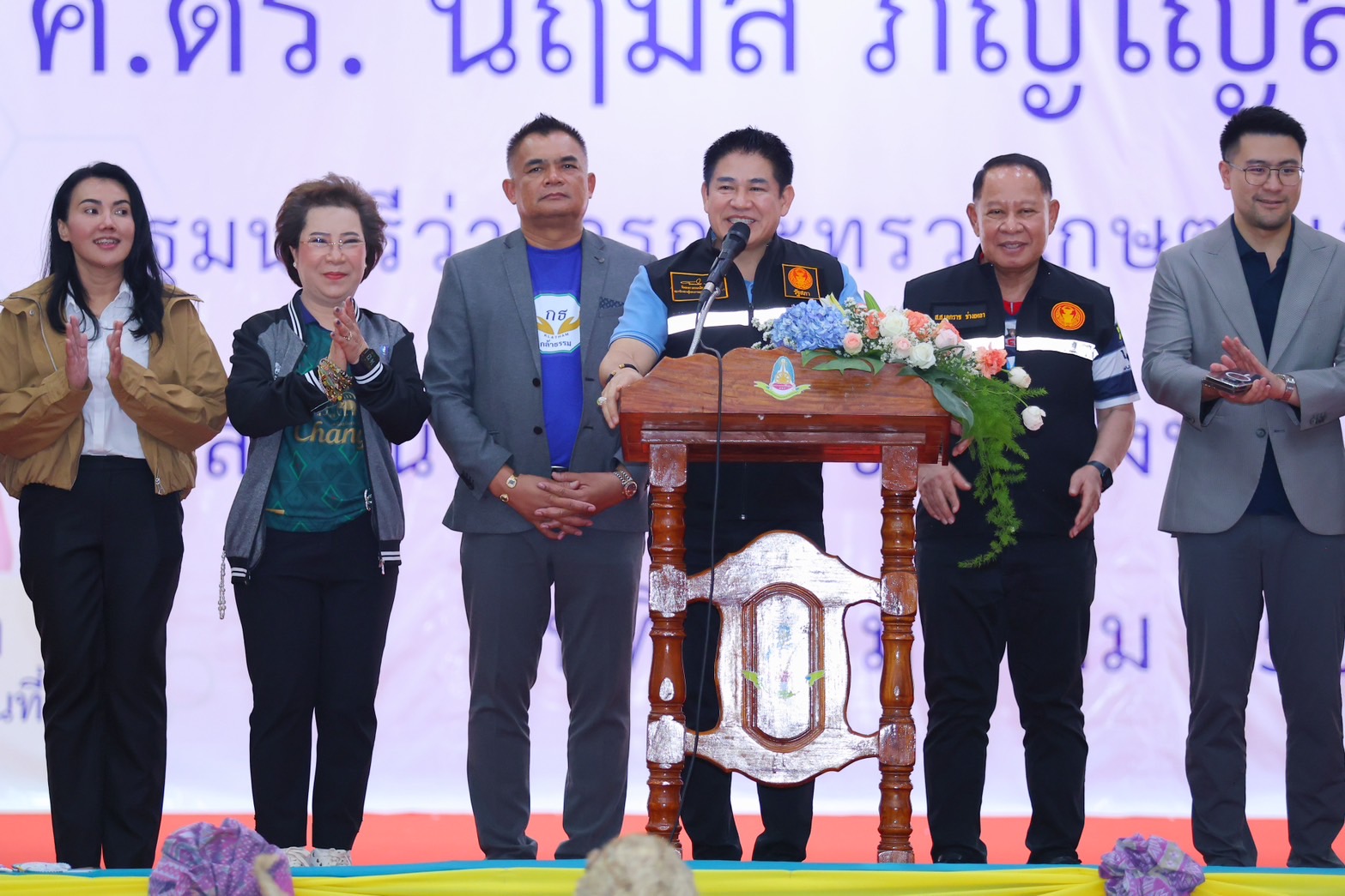 "ธรรมนัส" กร้าว "กล้าธรรม" ไม่ใช่งูเห่า แต่เป็นงูสิง บอก 2 พ่อลูก “ช่างเหลา” ออกจาก" พปชร. " ด้วยน้ำตา