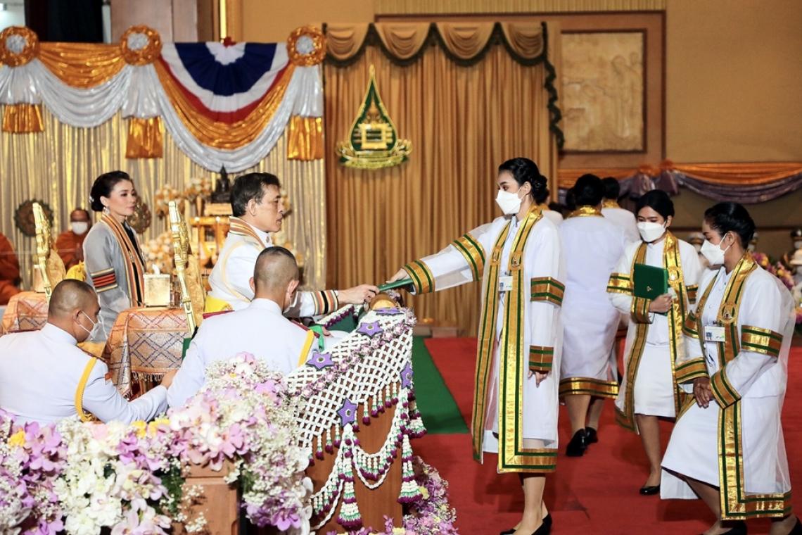 นักธุรกิจเผยเรื่องราวสุดประทับใจในพิธีรับพระราชทานปริญญา จาก "ในหลวง-พระราชินี"