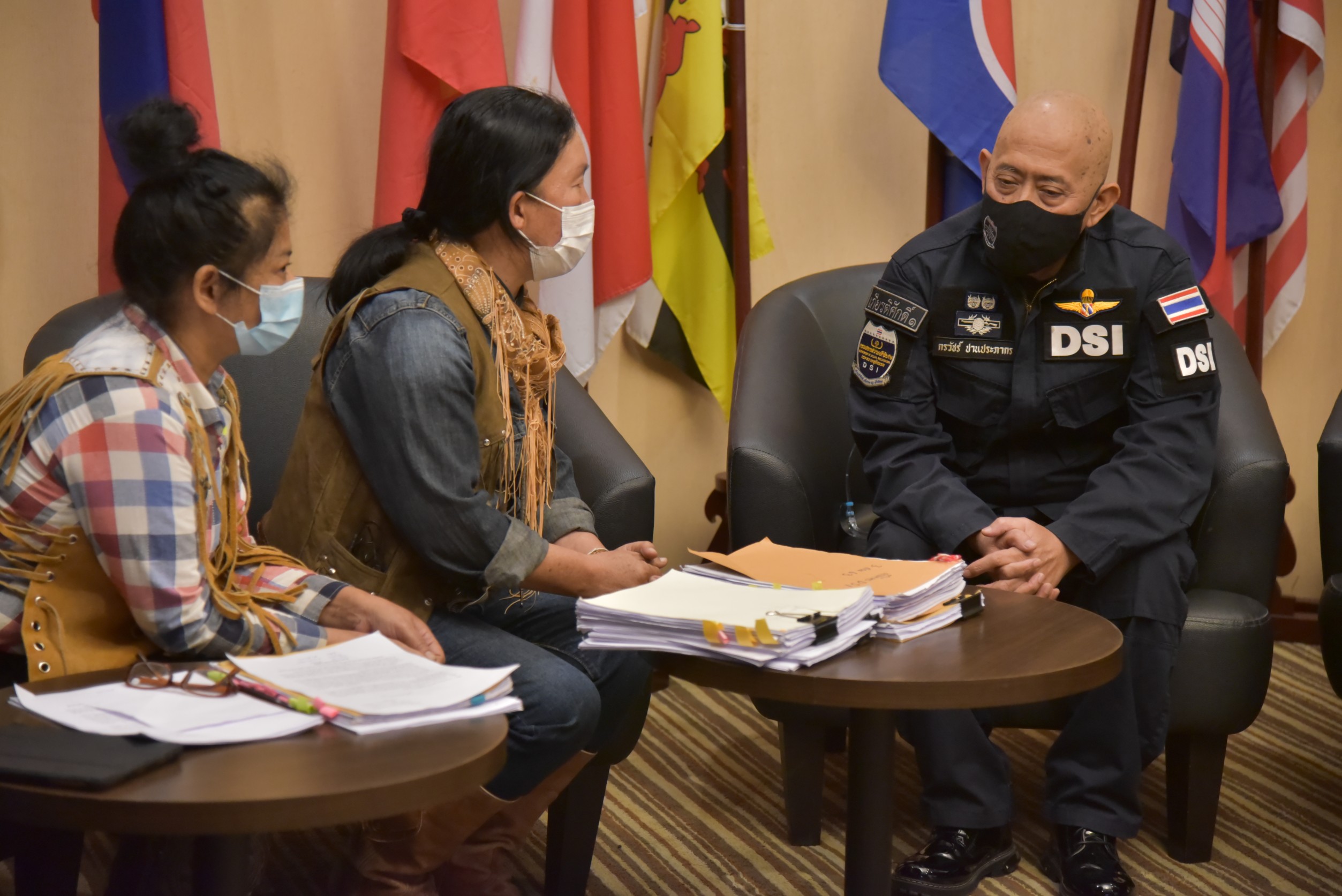 "ดีเอสไอ" รับสอบสวนกรณี อัครา ไมนิ่ง กระทำความผิดตามกฎหมายว่าด้วยการประกอบธุรกิจของคนต่างด้าว เป็นคดีพิเศษ  