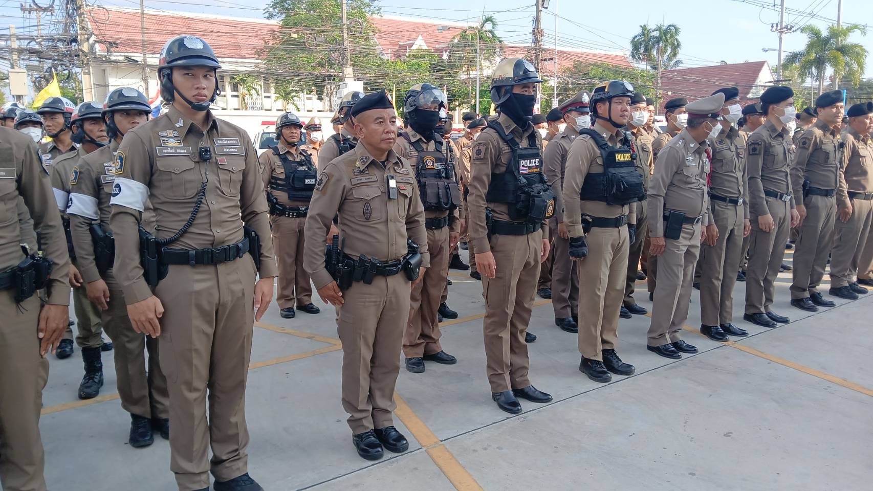 ระยอง ปล่อยแถวเจ้าหน้าที่ตำรวจ 16 สถานี กวาดล้างปัญหาอาชญากรรมช่วงสงกรานต์