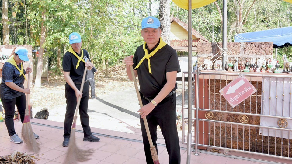 อำเภอบ้านค่ายรวมพลังจิตอาสา น้อมถวายเป็นพระราชกุศลแด่ "พระพันปีหลวง"