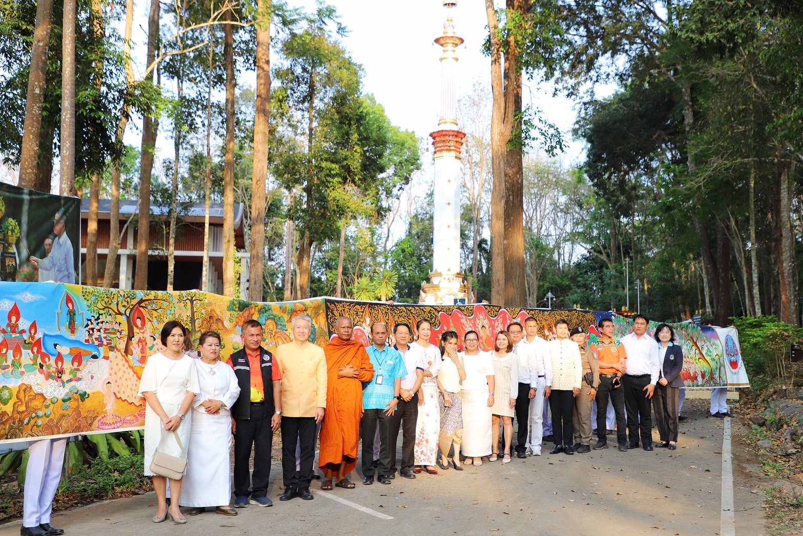 จังหวัดสุราษฎร์ธานี จัดแถลงข่าวงานแห่ผ้าห่มพระธาตุศรีสุราษฎร์ แลธรรมชาติเขาท่าเพชร ครั้งที่ 13 ประจำปี 2566