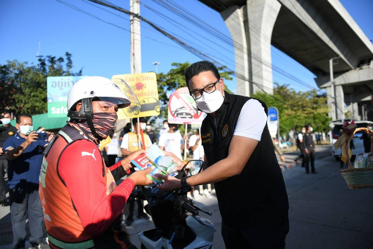 กทม.ร่วมภาคี รณรงค์ลดอุบัติเหตุปีใหม่ “ดื่มไม่ขับ” เน้นป้องปรามก่อนเกิดเหตุ