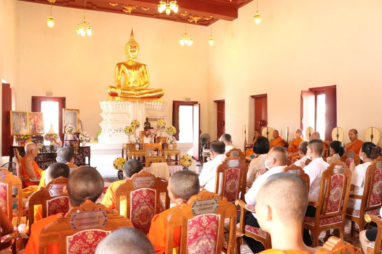 จังหวัดสุโขทัย จัดพิธีเจริญพระพุทธมนต์เพื่อความเป็นสิริมงคลให้กับแผ่นดินและปวงชนชาวไทยทุกหมู่เหล่า ในโอกาสวันชาติ และวันพ่อแห่งชาติ 5 ธันวาคม 