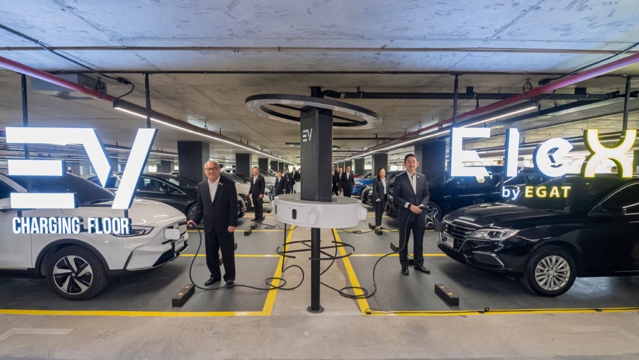 กฟผ.โชว์โมเดลต้นแบบ EV Charging Floor หัวชาร์จมากที่สุดในไทยสำหรับผู้ติดตั้งที่อาคารสำนักงาน-ที่พักอาศัย