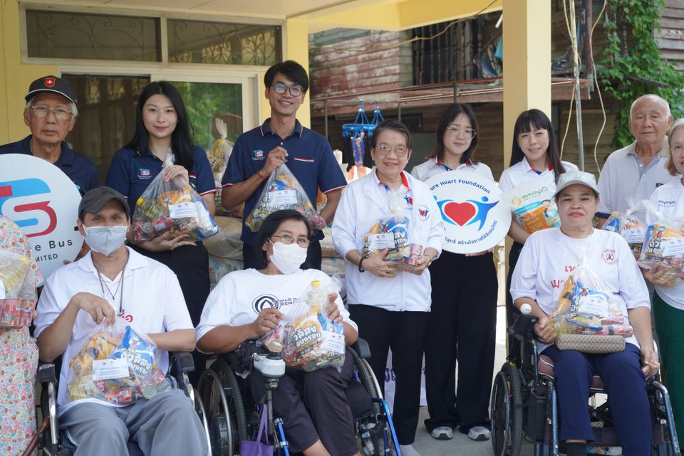 มูลนิธิหัวใจบริสุทธิ์ จับมือ TSB เติมสุขรับสงกรานต์ มอบถุงยังชีพช่วยเหลือชุมชน