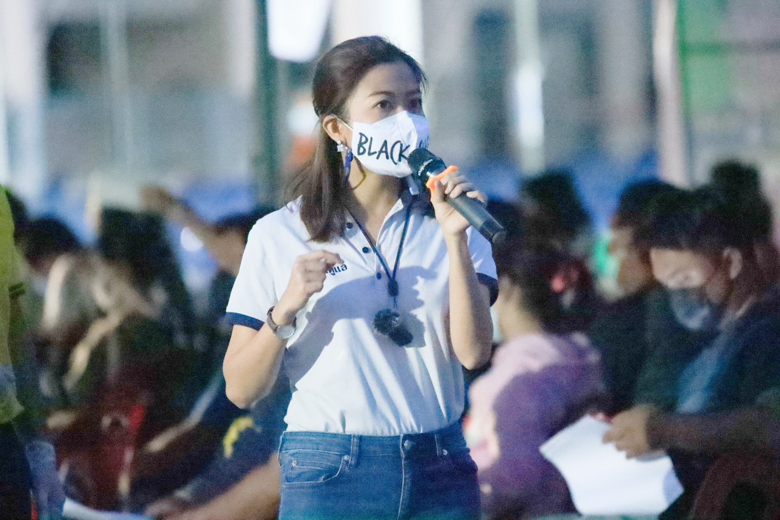"ทิพานัน" จัดเต็ม !  ดูแลชาวจอมทอง-ธนบุรี ซัด "ฝ่ายค้าน" เลิกทำงานด้วยปาก เย้ยชาวบ้านจำหน้าไม่ได้แล้ว