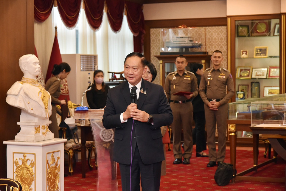 “พล.ต.อ.อดุลย์–อรัญญา แสงสิงแก้ว” บริจาค 2 ล้านหนุนโรงพยาบาลตำรวจ