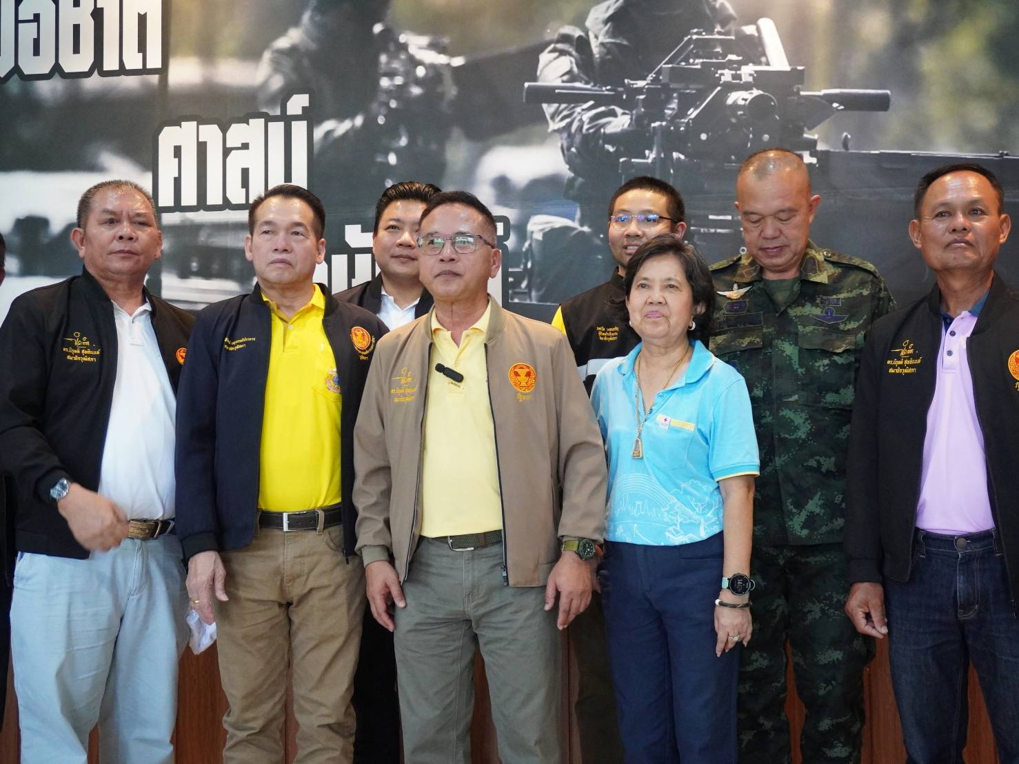 สว.แรงงานห่วงใย สร้างขวัญกำลังใจแก่ประชาชนผู้ได้รับผลกระทบจากสถานการณ์ชายแดน 