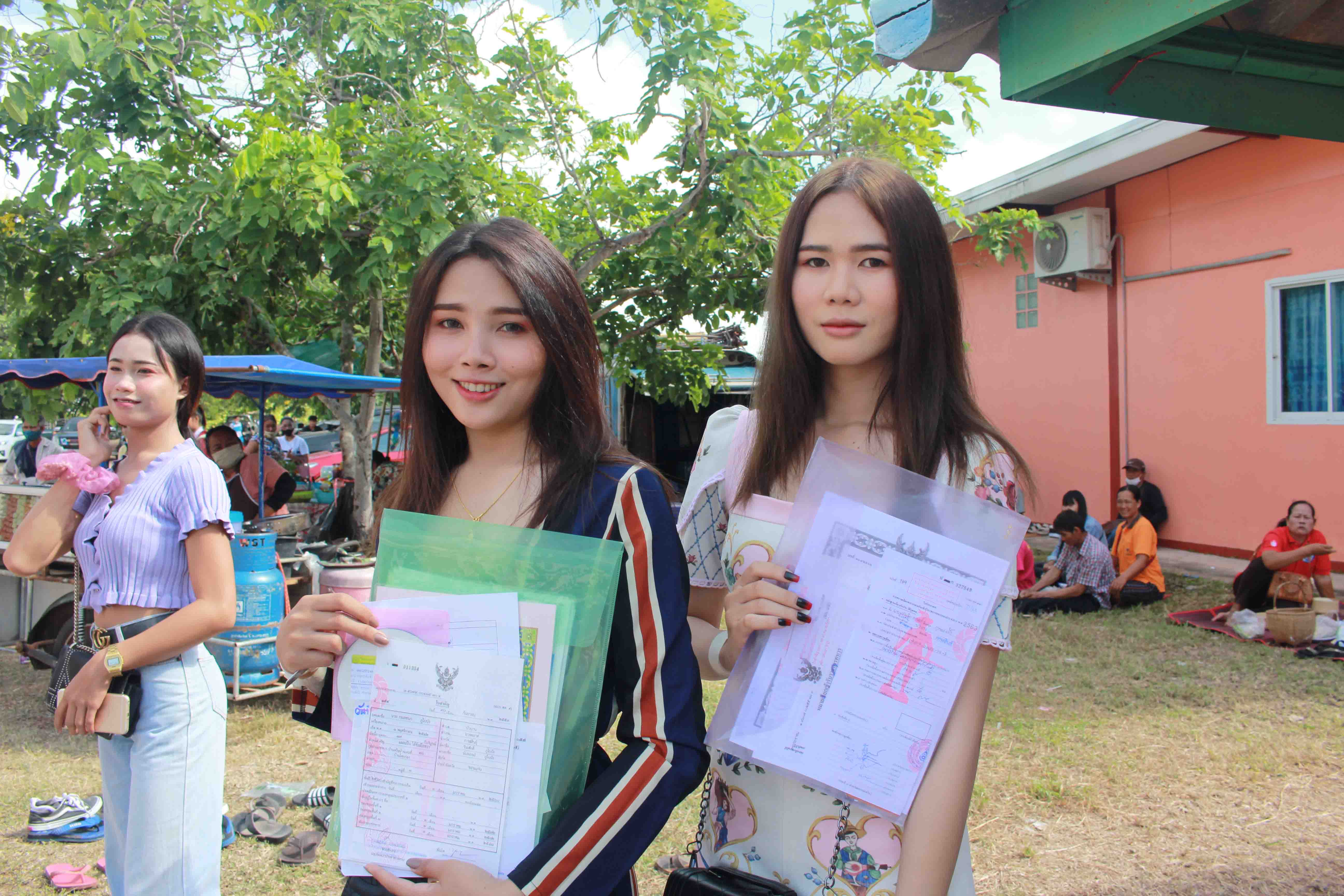 ผลกระทบโควิดชายไทยกาฬสินธ์ุแห่สมัครทหารกองเกินทะลุเป้า
