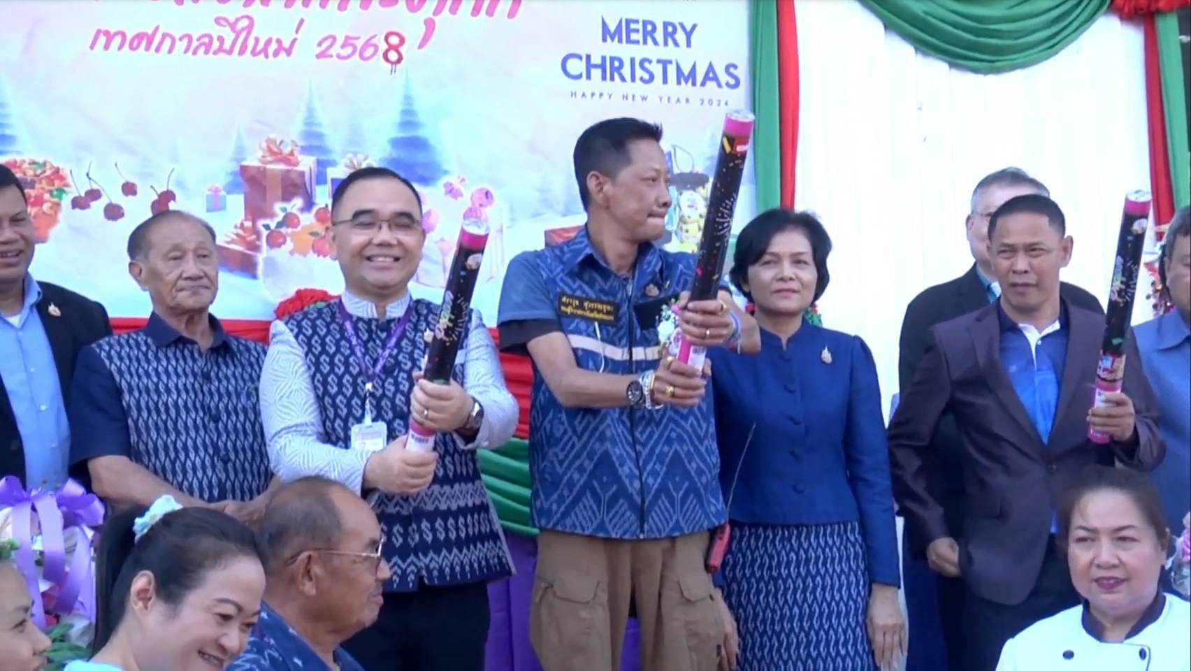 รองผู้ว่าฯสกลนคร เปิดสัปดาห์เค้กและคุกกี้ เทศกาลปีใหม่ 2568