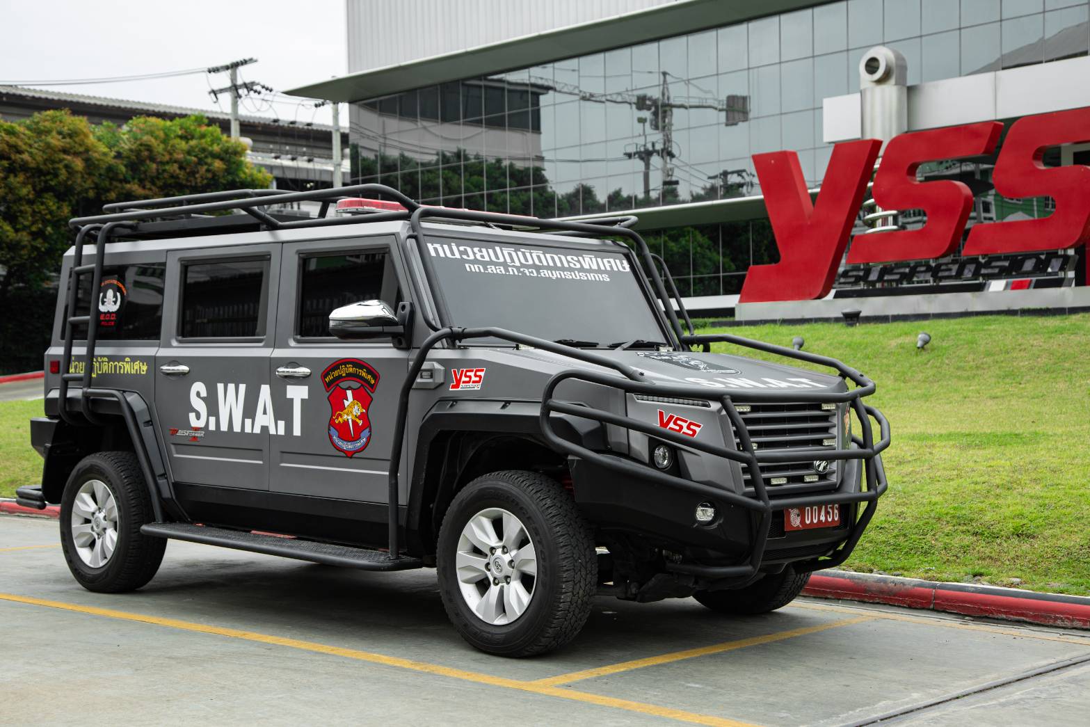 ภ.1 ผุดไอเดียเสริมสมรรถนะรถยนต์หน่วยปฏิบัติการพิเศษ S.W.A.T