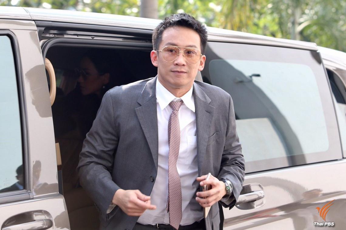 ประชดเก่ง ! "พานทองแท้" เหน็บ "นายกฯ" คิดว่ามาช่วยปชช.ดันชวนสวดมนต์ไล่น้ำท่วม