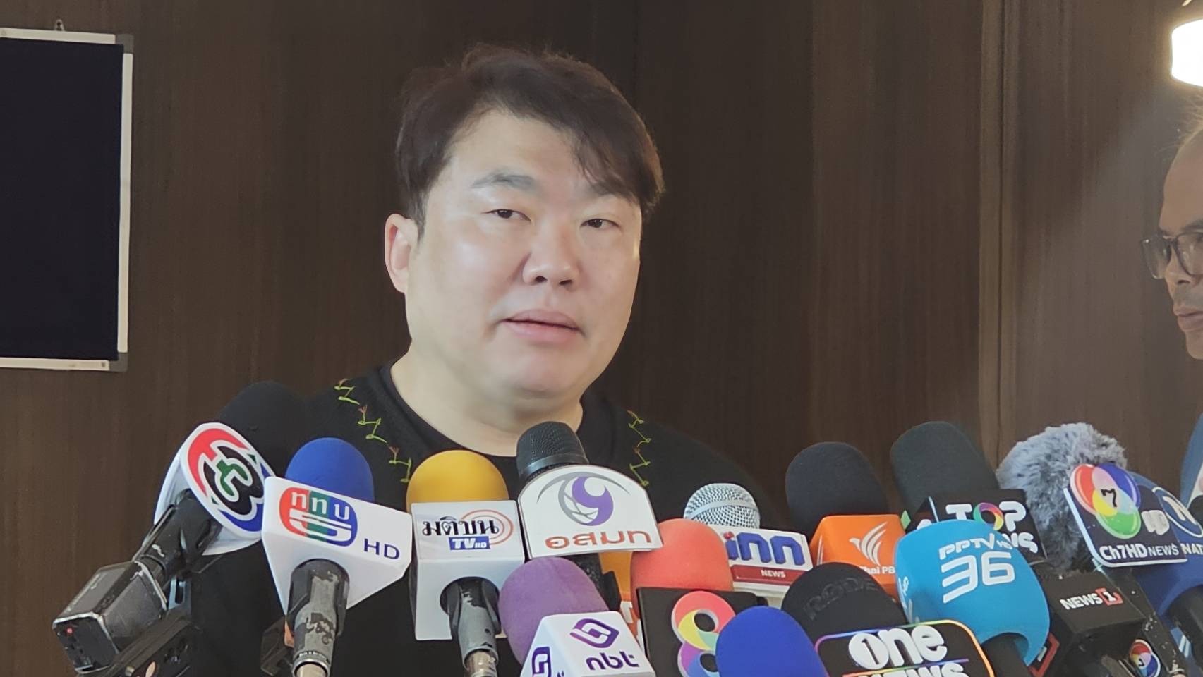 "สิริพงศ์" ชู "คนละครึ่ง" เรือธงรัฐบาลภูมิใจไทย ผลักดันปัญหา "ชายแดน-ราคาพลังงาน - ค่าไฟ" นโยบายเร่งด่วน คาดแถลงนโยบายสิ้นเดือนนี้ 