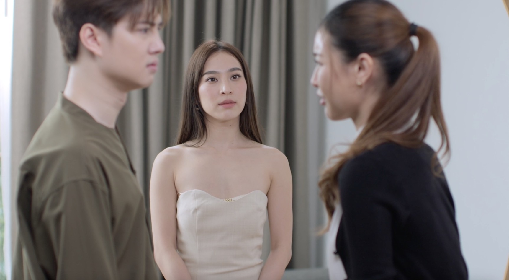  CLUB FRIDAY THE SERIES : HOT LOVE ISSUE "เรื่องรัก เรื่องร้อน" ตอน รักต้องลอง(ใจ) ตอนจบ