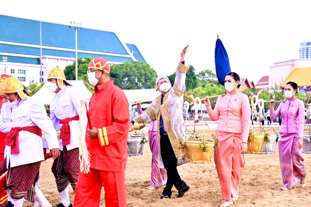 เกษตรฯ ซ้อมใหญ่งานพระราชพิธีพืชมงคลจรดพระนังคัลแรกนาขวัญ 