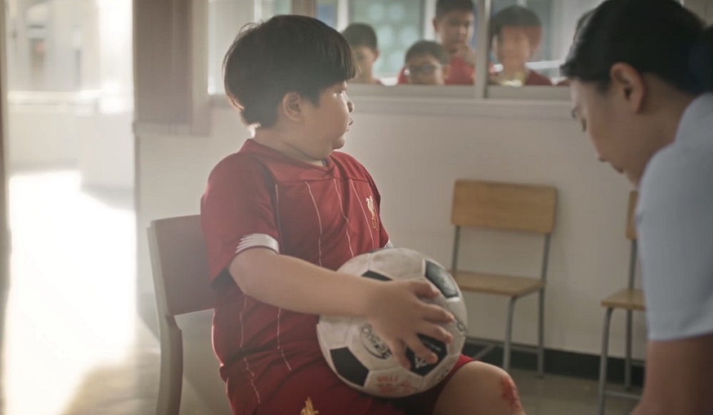  ทะลุ30ล้านวิว!! "ทรู" ชวนฉลองสิ้นสุดรอคอย 30 ปี แชมป์พรีเมียร์ลีก "ลิเวอร์พูล"