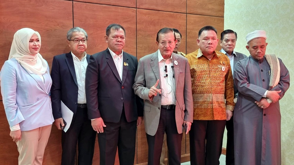 รอง ปธ.อำนวยการโครงการสานใจไทยฯ จับมือสถาบันปอเนาะกว่า 130 แห่ง ใน จชต.สร้างสังคมสู่ความสันติสุข