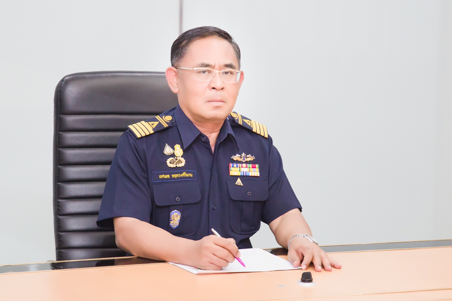 สปส.แจงข้อข้องใจ สมัครผู้ประกันตนมาตรา 40 ไม่กระทบสิทธิบัตรทอง-บัตรสวัสดิการแห่งรัฐ แถมได้เงินเพิ่ม