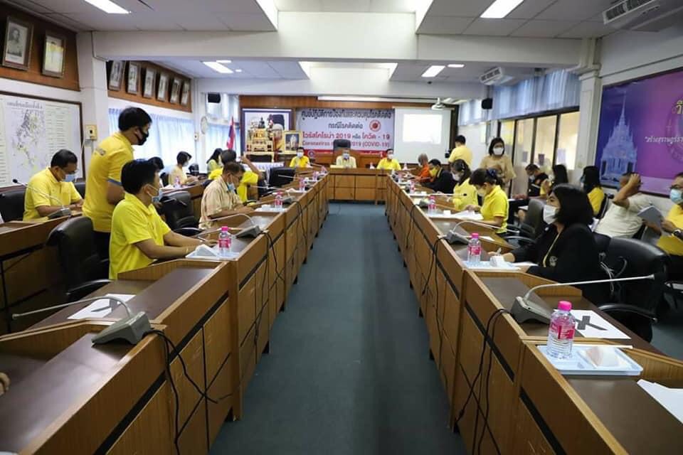 ผวจ.สุราษฎร์ธานีประชุมเตรียมการจัดงานประเพณีชักพระ - ทอดผ้าป่า และแข่งเรือยาว ประจำปี 