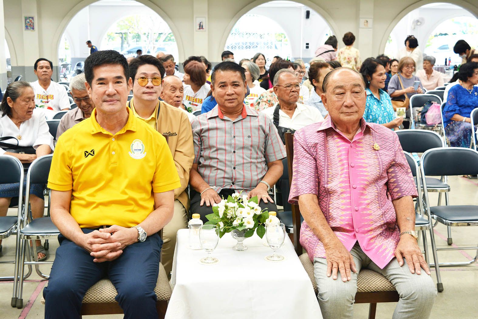 ศิษย์เก่าโรงเรียนวังไกลกังวล ร่วมแสดงมุทิตาวันทาบูรพาจารย์รำลึกถึงพระคุณครู 