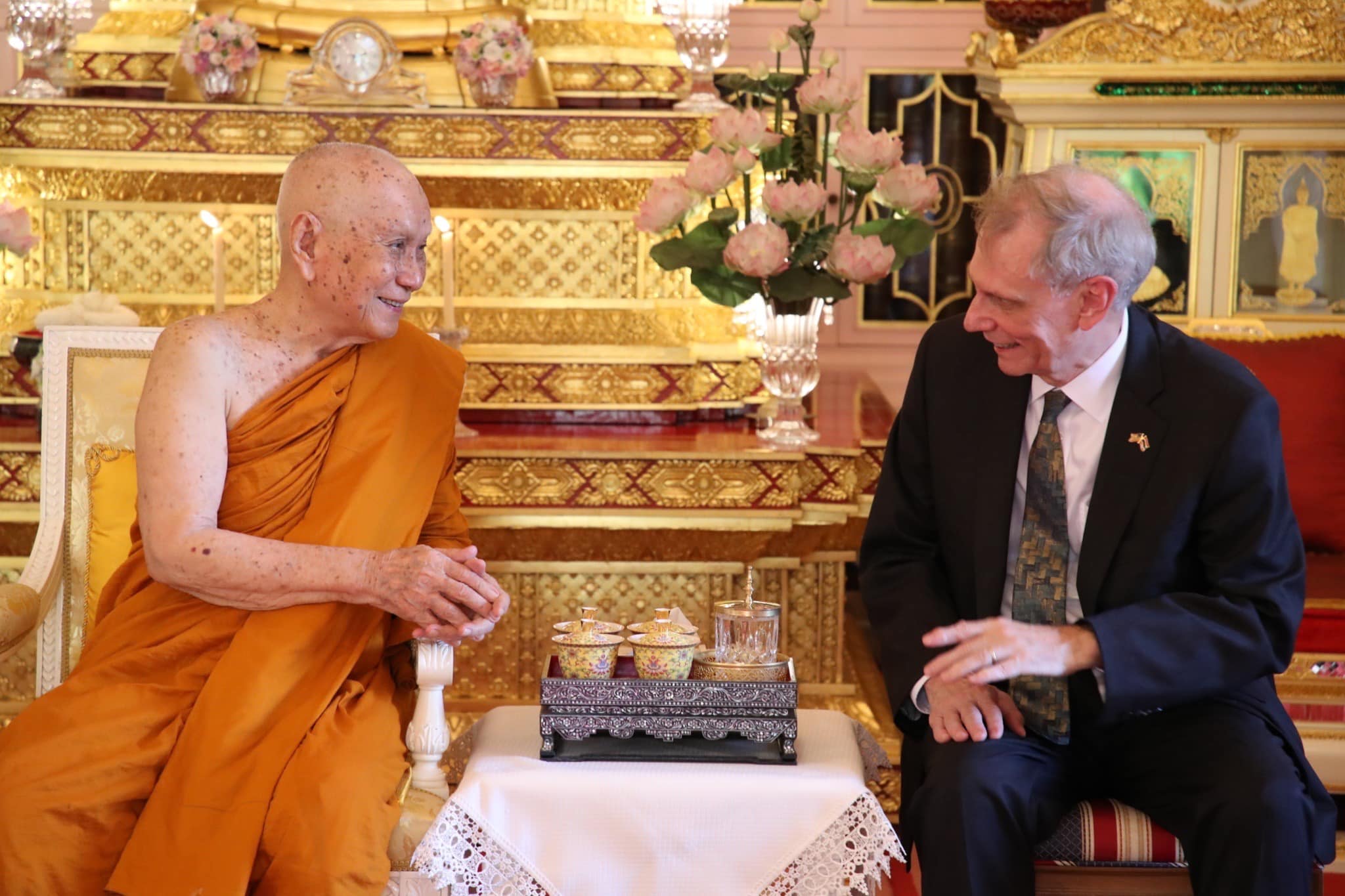 "สมเด็จพระสังฆราชฯ" ประทานพระวโรกาสให้ "เอกอัครราชทูตสหรัฐ" เฝ้าถวายสักการะ