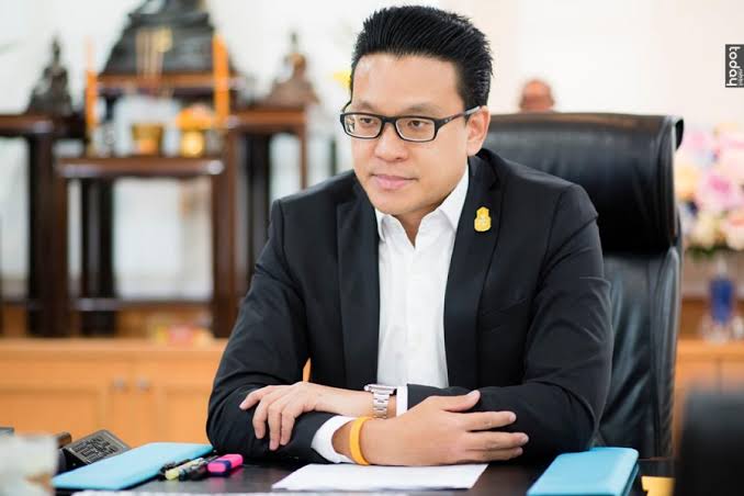 “สกลธี” เตรียมกลับพปชร. จับมือ “นฤมล” นำทัพสู้ศึกเลือกตั้ง พร้อมเปิดตัว 30 ว่าที่ผู้สมัคร ส.ส.กทม. 
