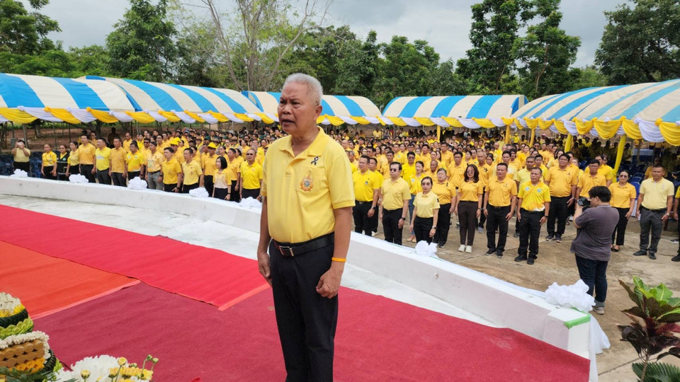 “โสภณ” นำปลูกป่าเฉลิมพระเกียรติฯ สร้างแหล่งอาหารชุมชน ตั้งเป้าพัฒนาเป็นแลนด์มาร์กท่องเที่ยว-ออกกำลังกาย