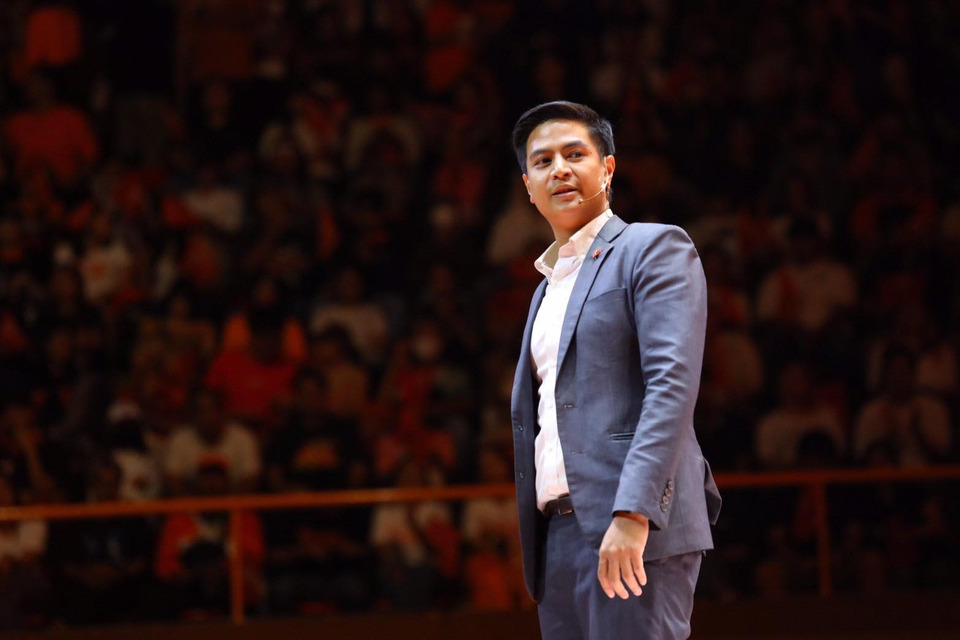 "พริษฐ์" กาง 5 สิ่งที่อยากเห็น วันลงคะแนนเลือกตั้งใหม่ พรุ่งนี้ 