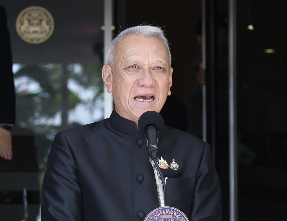 “พิพัฒน์” ซัดไทยติดกับดัก “เอ็นจีโอ” จี้ค้านโครงการรัฐให้มีเหตุผล เหน็บอยากตากแดดกรุงเทพฯก็ตามสบาย