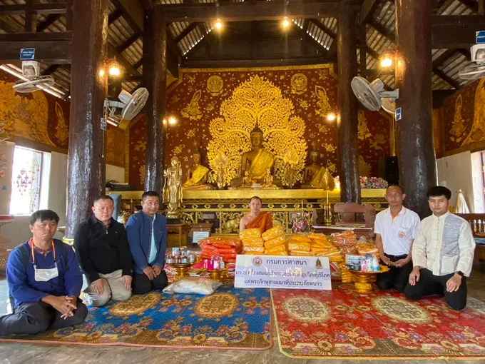 ศน.ถวายสมณบริขารวัดภาคเหนือได้รับผลกระทบอัคคีภัยและภัยหนาว