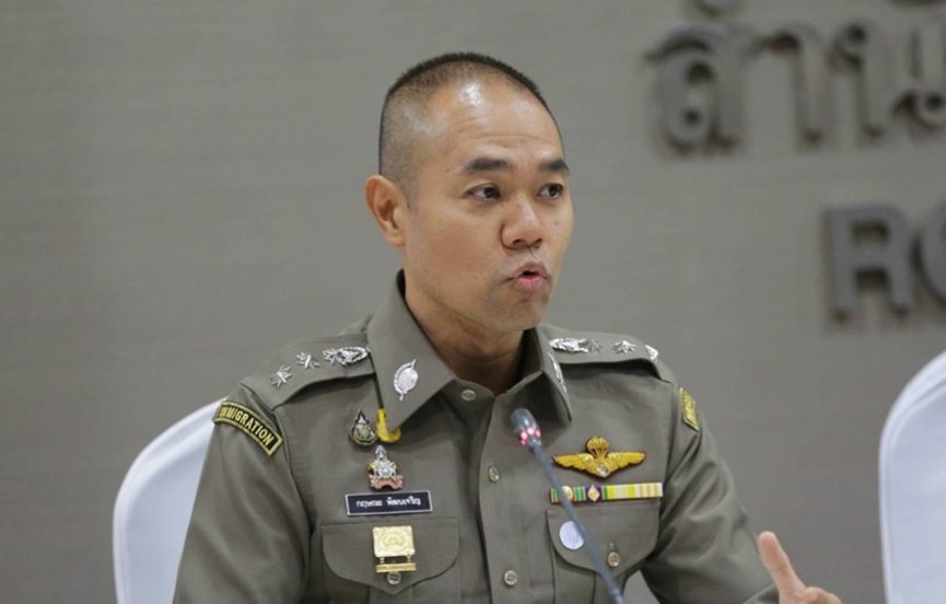 ตร.วอนญาติและคนใกล้ชิดกล่อมนักโทษก่อจราจลเรือนจำบุรีรัมย์เข้ามอบตัว​ เตือนผู้สนับสนุนให้ที่พักถูกดำเนินคดีตามกม.