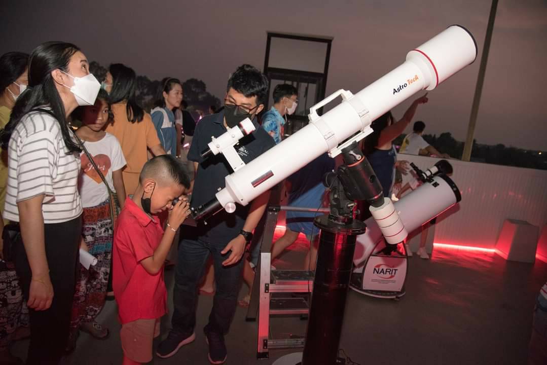 รองผู้ว่าแปดริ้วเปิดนิทรรศการดาราศาสตร์ "Moon เฉลิมพระเกียรติ