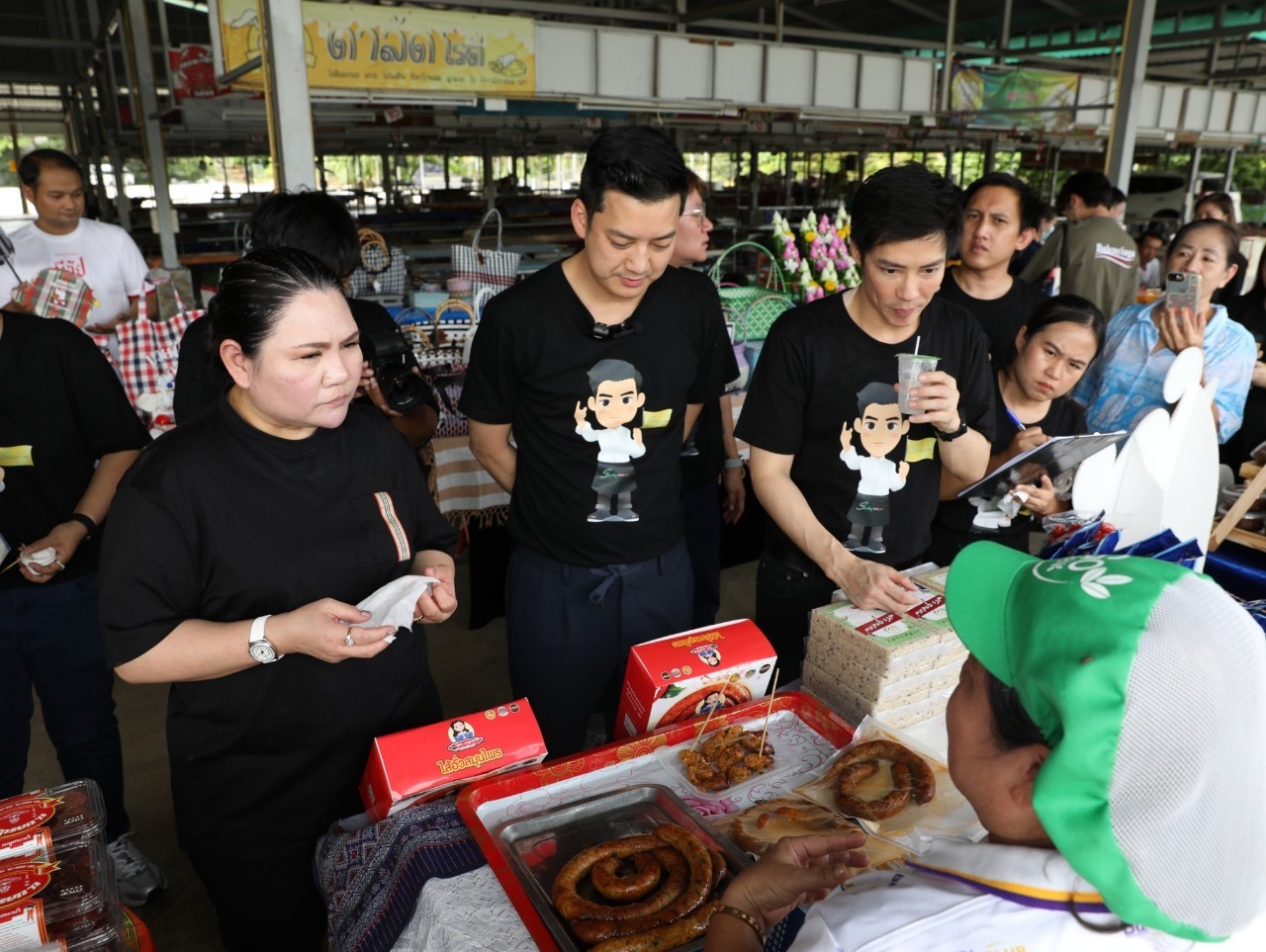 เชน ธนา ลุยนครปฐม หนุนสินค้าชุมชน ขายออนไลน์ กระตุ้นซอฟเพาเวอร์