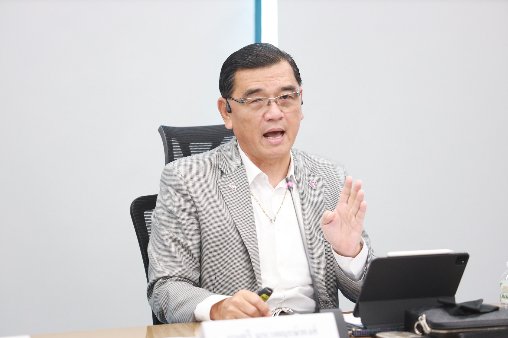 ส.อ.ท.เปิดผลสำรวจ FTI Poll กังวลตั้งรัฐบาลช้า ต่างชาติเบรกลงทุน ฉุด ศก.ครึ่งปีหลังทรุด ห่วงชุมนุมประท้วงรุนแรง ทุบท่องเที่ยวพัง