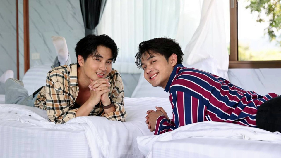 "เงารักใต้แสงเทียน" ซีรีส์วายแนวตั้ง เปิดตัวตอนแรก 11.11 "เล้ง–แสตมป์" ถ่ายทอดรักแรกสุดอบอุ่น