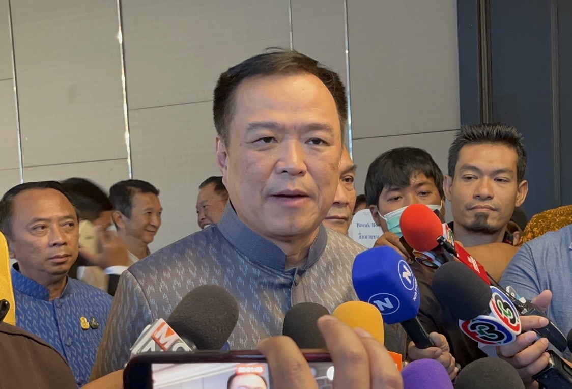 "อนุทิน" ขอบคุณ "เพื่อไทย" ทำ "นโยบายกัญชาสร้างมูลค่าเศรษฐกิจ"  เผย "ภท." เตรียมชงร่างกฎหมายเข้าสภาเร็ว ๆ นี้  